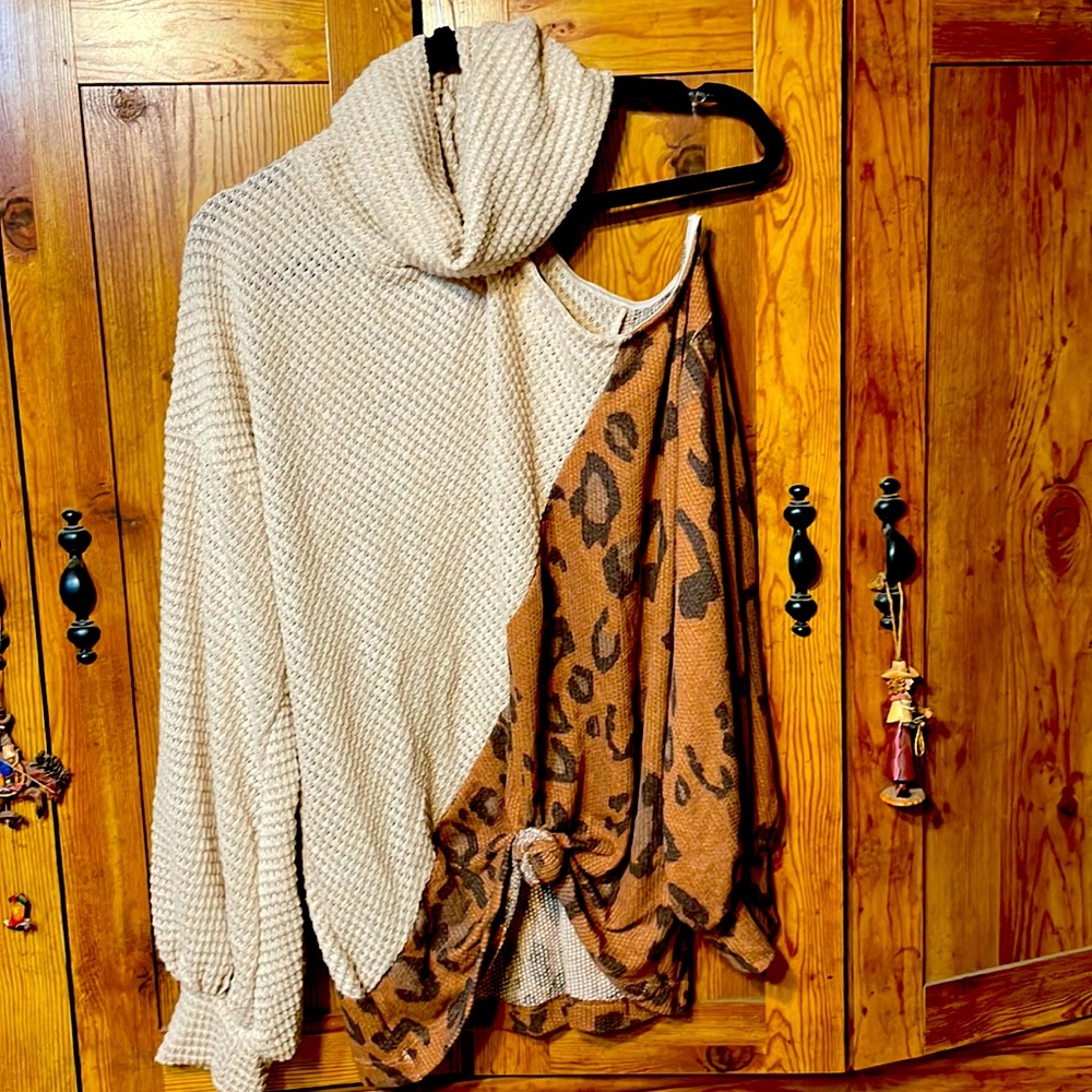 Super cute off shoulder Cheetah Blouse